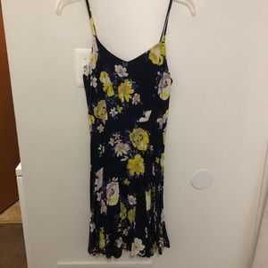 EUC Old Navy Blue Floral Dress